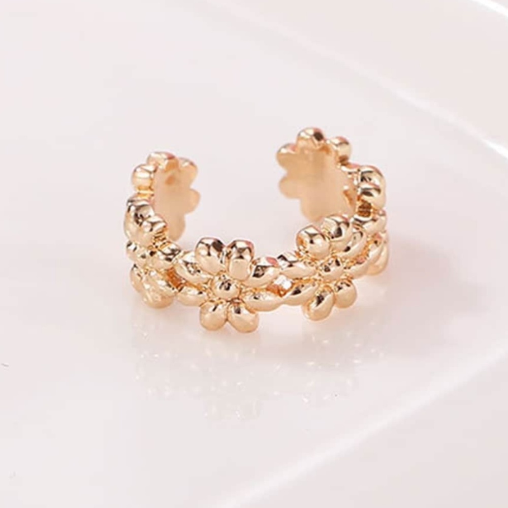 AMY Gold Flower Ear Cuff - Picture 3 of 4